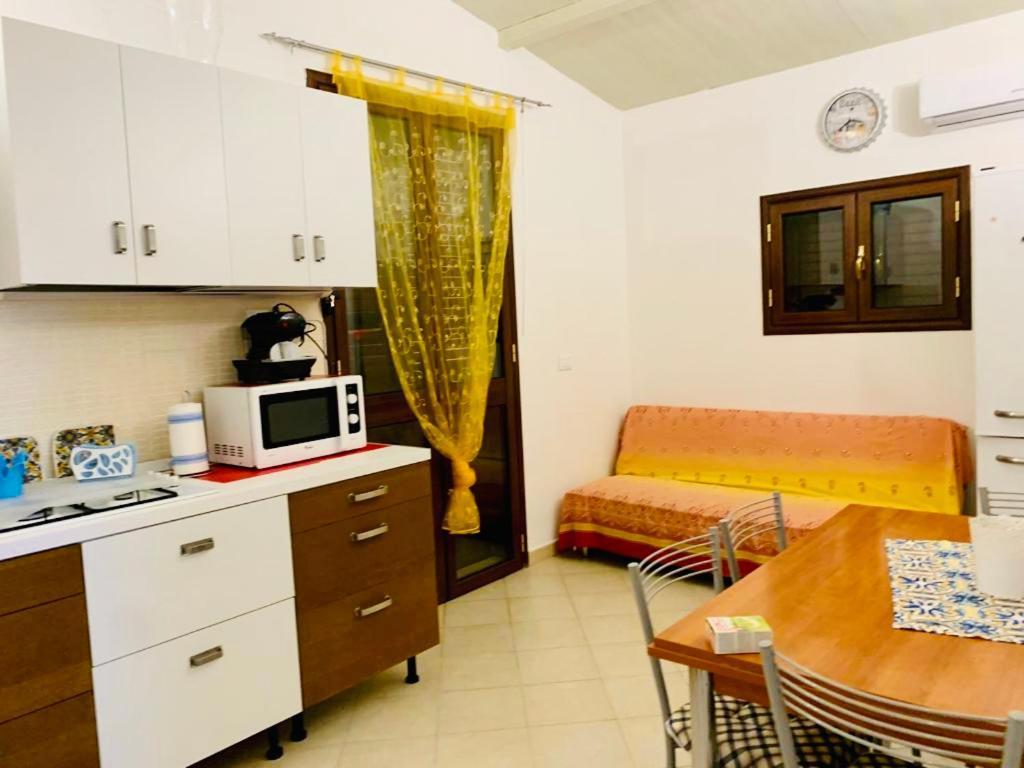 Casa Lucinzina Villa Agnone Bagni Buitenkant foto